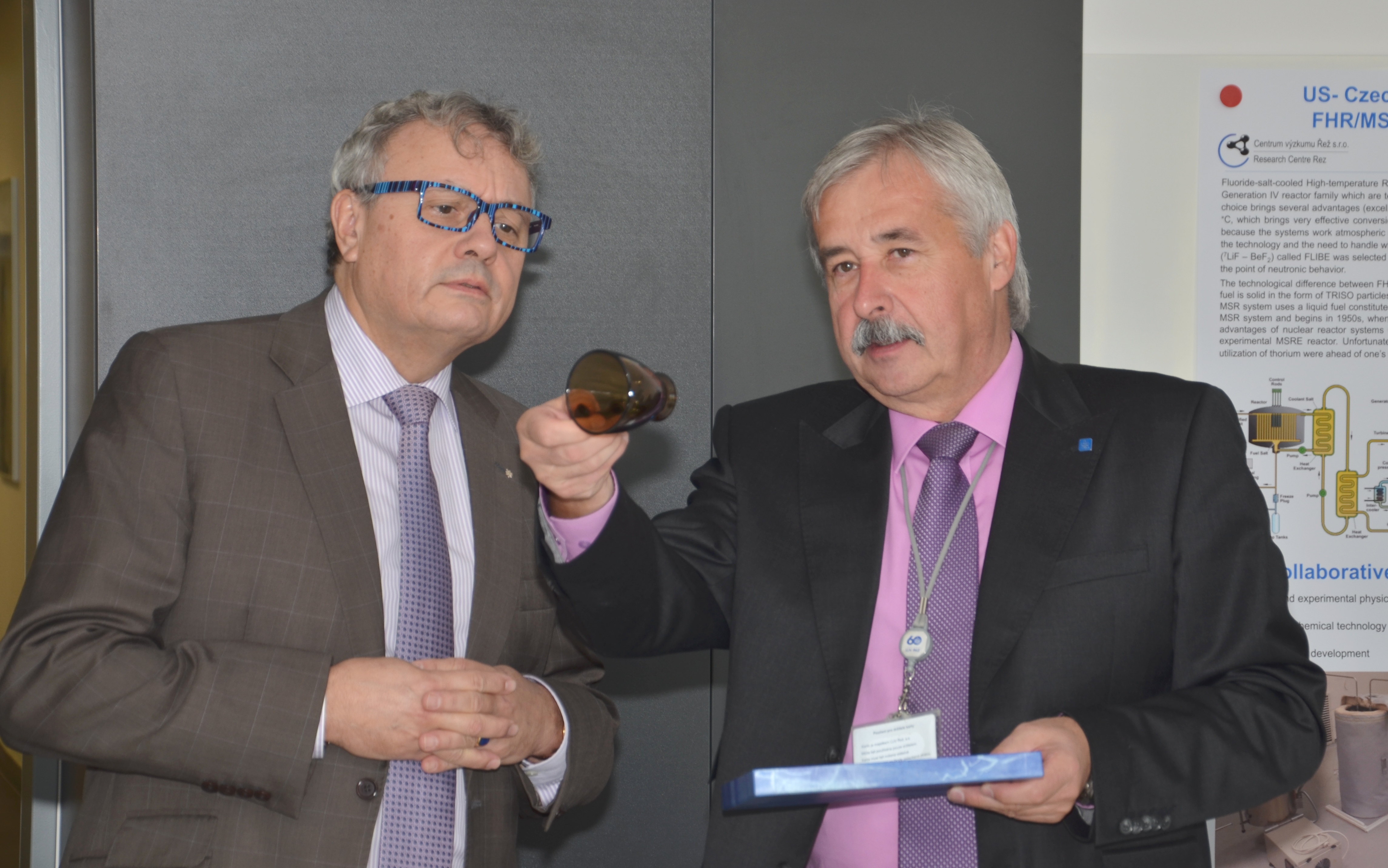 Seznmen s riziky pro extern subjekty, psobc v arelu JV e, a. s. a pracovitch CV s.r.o. Seznmen s riziky a pokyny pro bezpen vkon innost pro. Untitled